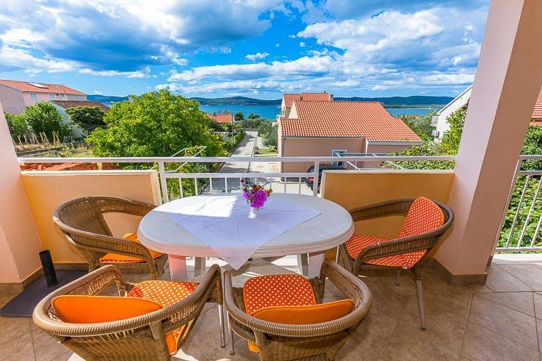 Apartments Vodopija 300M To The Beach Sveti Filip i Jakov Eksteriør billede