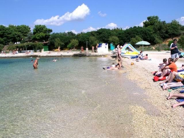 Apartments Vodopija 300M To The Beach Sveti Filip i Jakov Eksteriør billede